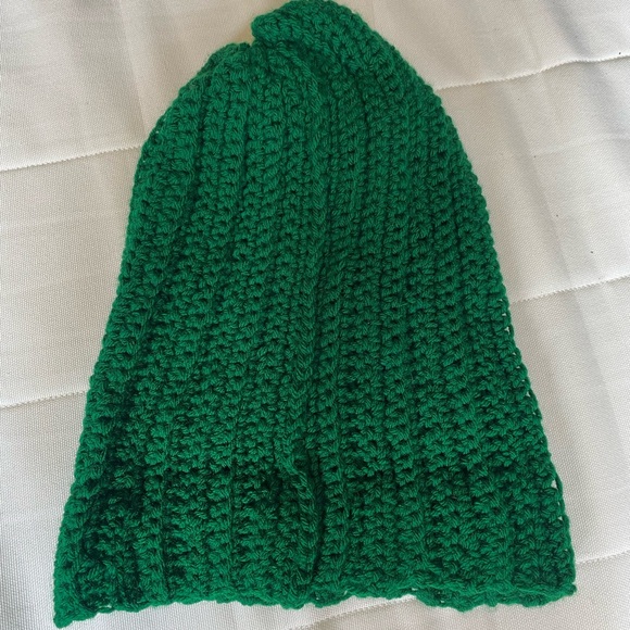 Hand Made Toque - Picture 3 of 5